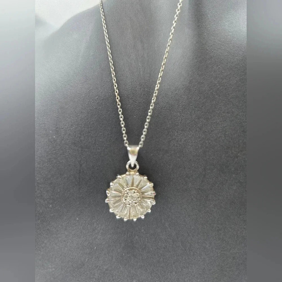 Cubic Zirconia Cluster Pendant With Sterling Silver Chain Signed SVR 925 - Picture 2 of 5